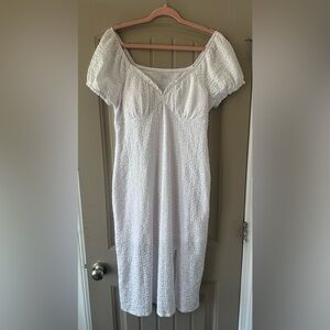 Elegant White Textured Dress